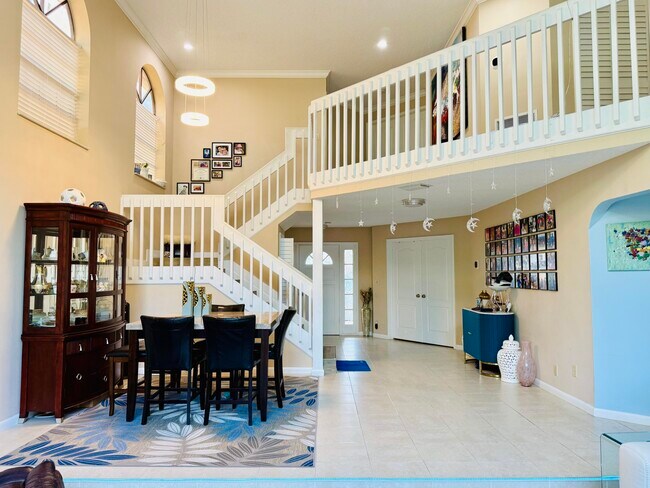Building Photo - 9124 Villa Portofino Cir