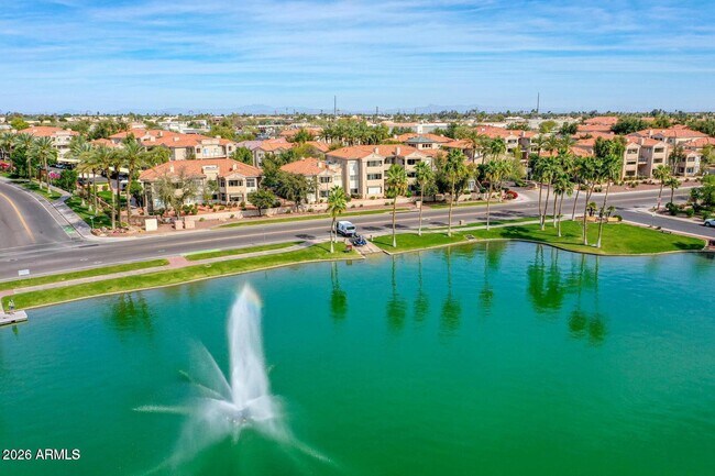 Building Photo - 3830 E Lakewood Pkwy E