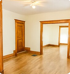 Building Photo - 111 7th St NE