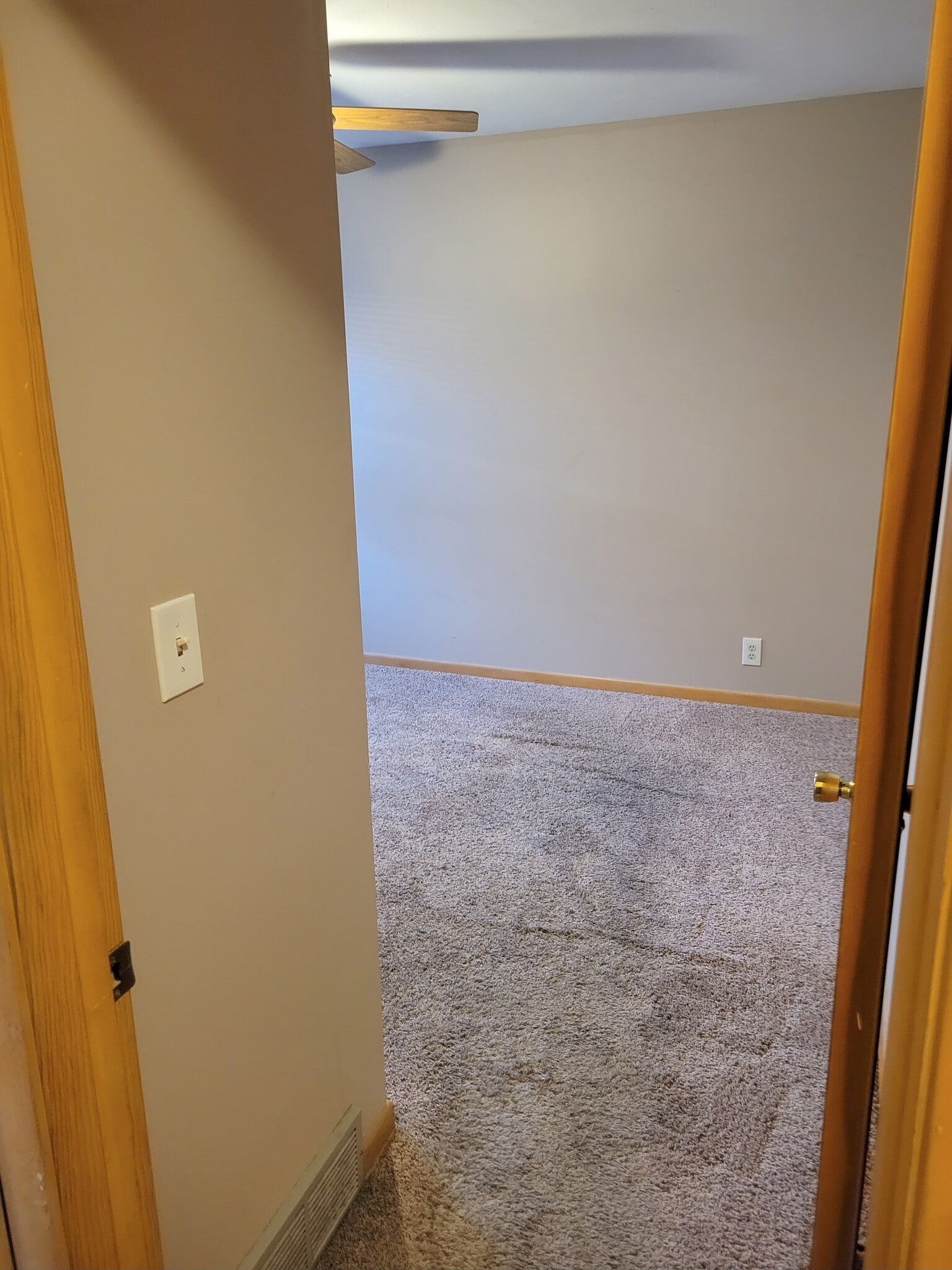 Building Photo - 6042 Adams St