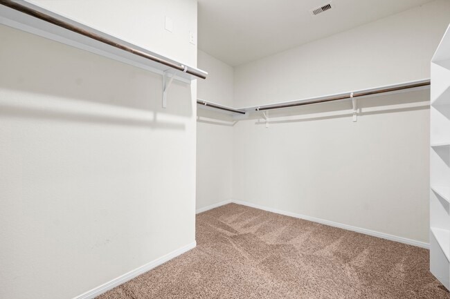 Building Photo - 1535 Heartwood Dr