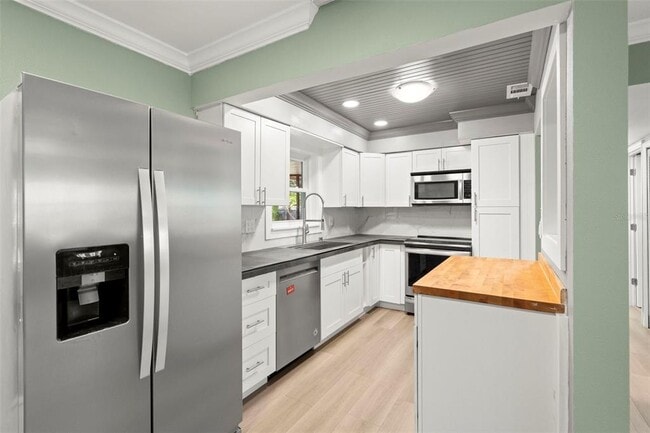 Building Photo - 78 Lexington Dr