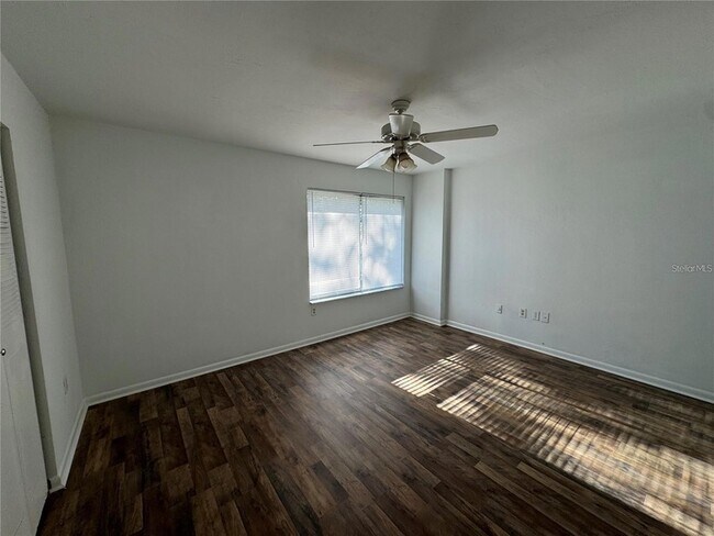 Building Photo - 2300 SW 43rd St