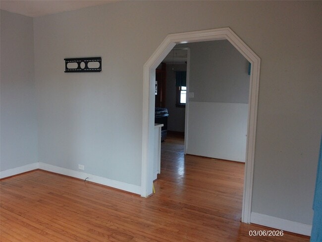 Building Photo - 4619 Ave S