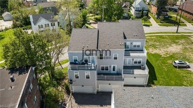 Building Photo - 12203 Ashbury Ave