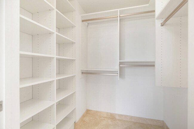 Building Photo - 550 Okeechobee Blvd