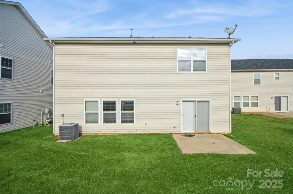 Building Photo - 6635 Ruth Ferrell Ct