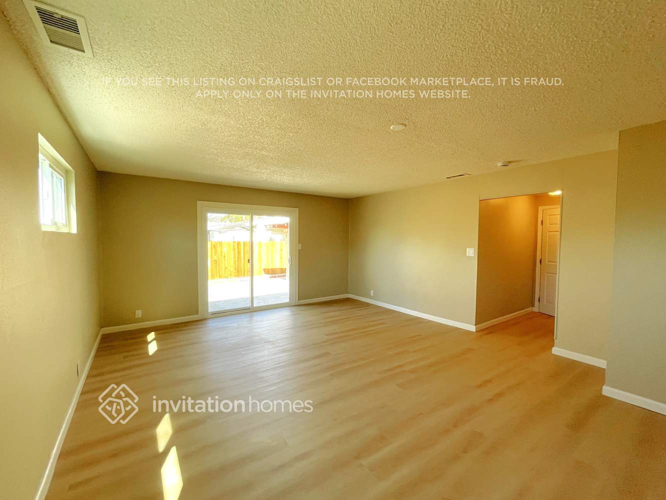 Building Photo - 873 Ashwood Ave