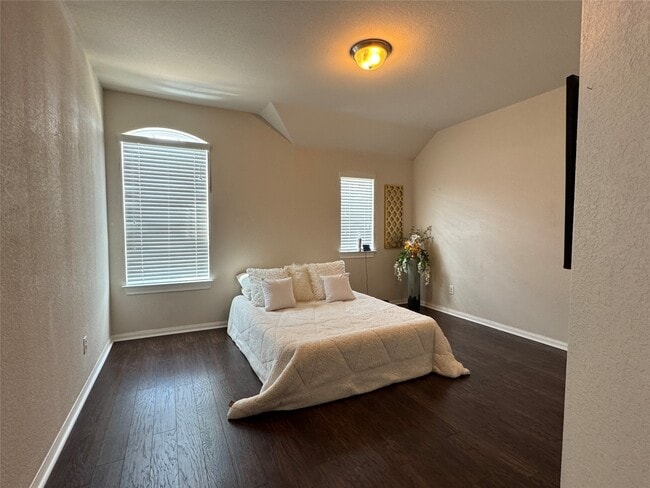 Building Photo - 12623 Hartford Bluff Ct