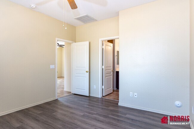Building Photo - Beautiful Home for Rent in Monterra Village