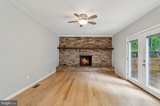 Building Photo - 12150 Breckinridge Ln