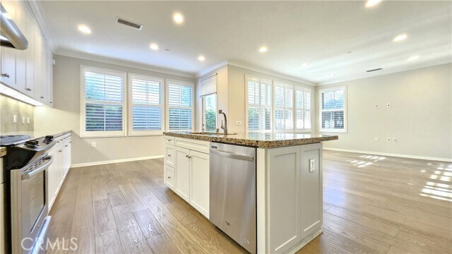 Building Photo - 135 Overbrook