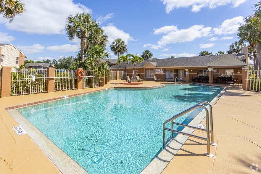 Coral Palms Naples Apartments, LLC 4539 Coral Palms Ln Naples FL