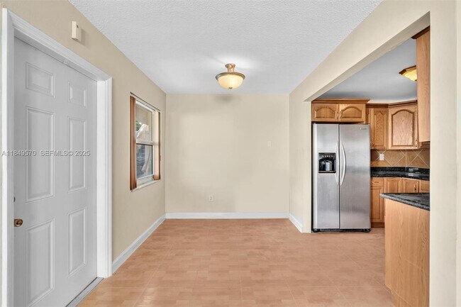 Building Photo - 3660 SW 60th Ave