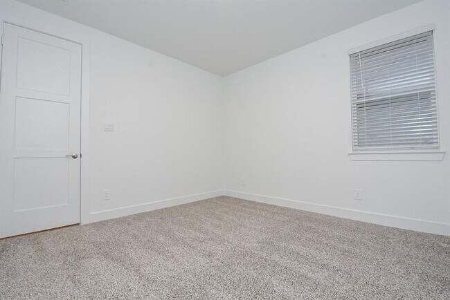 Building Photo - 14146 Savage River Ct