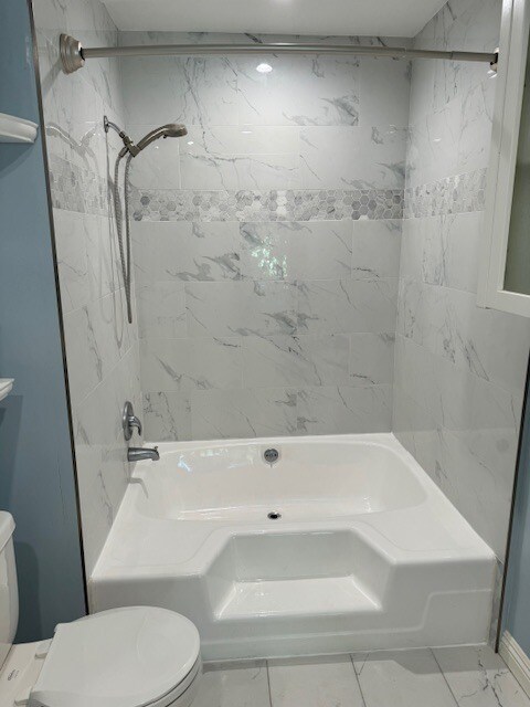 Building Photo - 6828 Ponce Ave