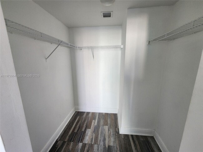 Building Photo - 1250 S Miami Ave