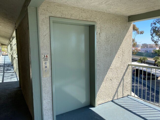 Building Photo - 836 Bluewater Way