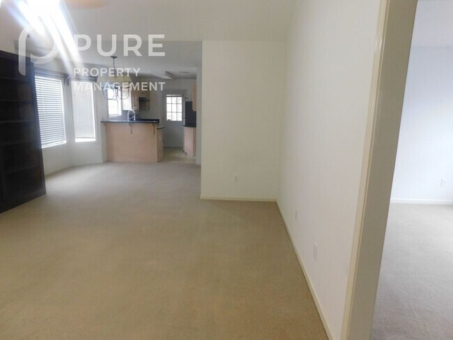 Building Photo - 1011 Wyndham Ln