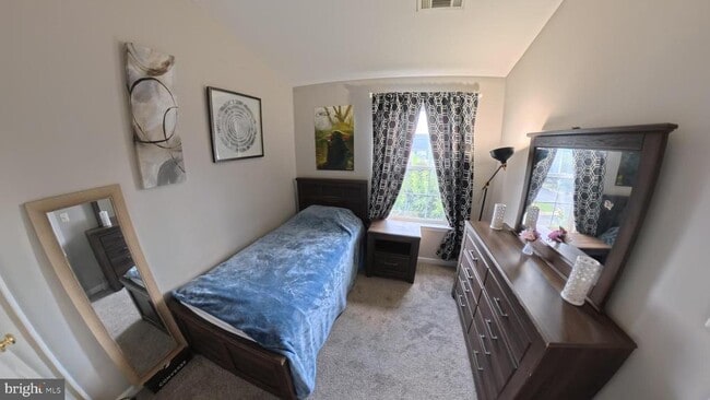 Building Photo - 16883 Toms River Loop