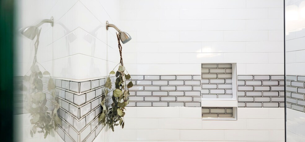 Building Photo - 113 Murphy St