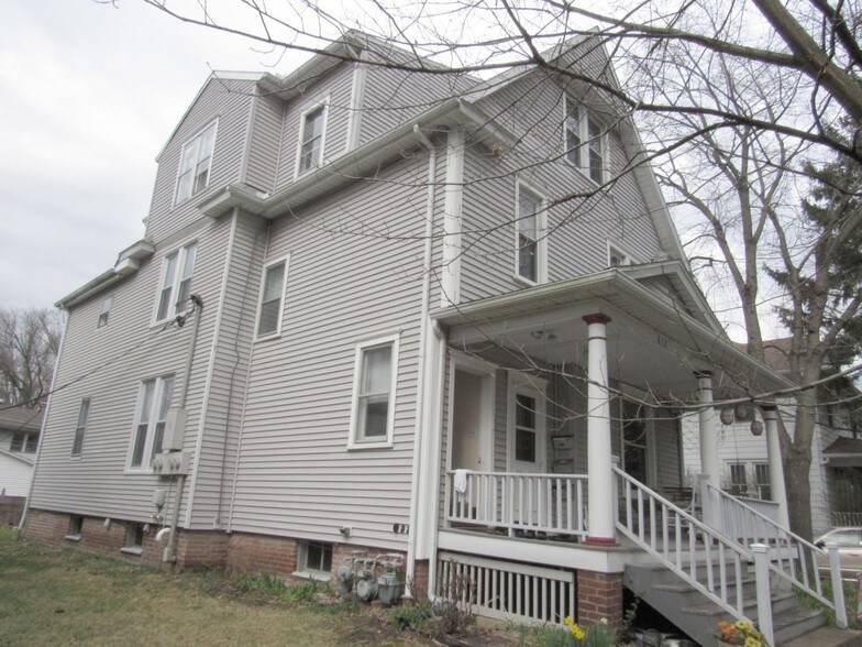 Building Photo - 612 W California Ave