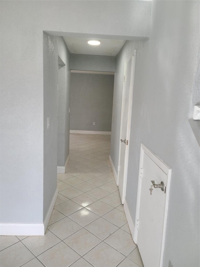 Building Photo - 2775 NW 194th Terrace