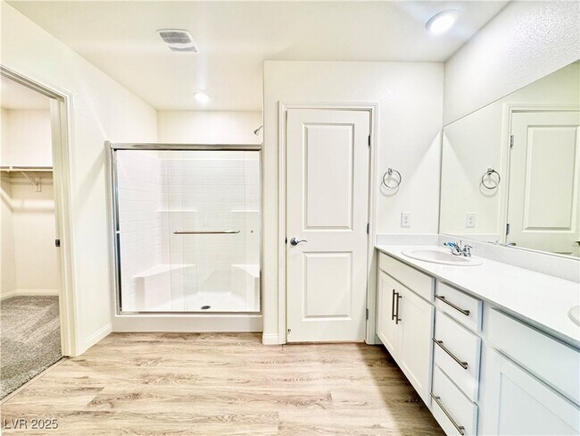 Building Photo - 808 Calm Crystal Ct