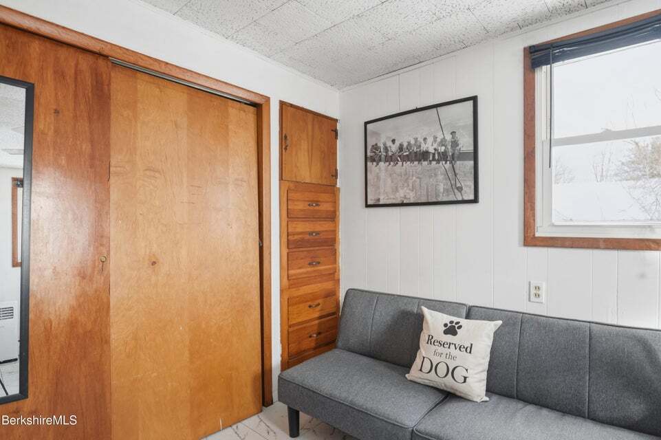 Building Photo - 9 Lincoln St