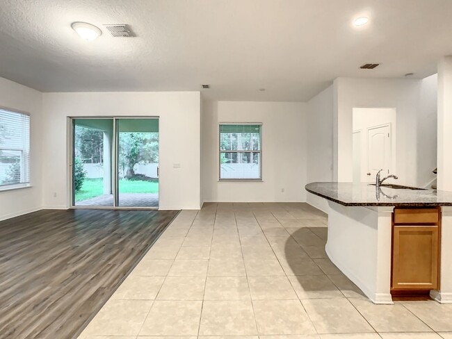 Building Photo - 5 Bedroom at Windstone at Heart of Winderm...