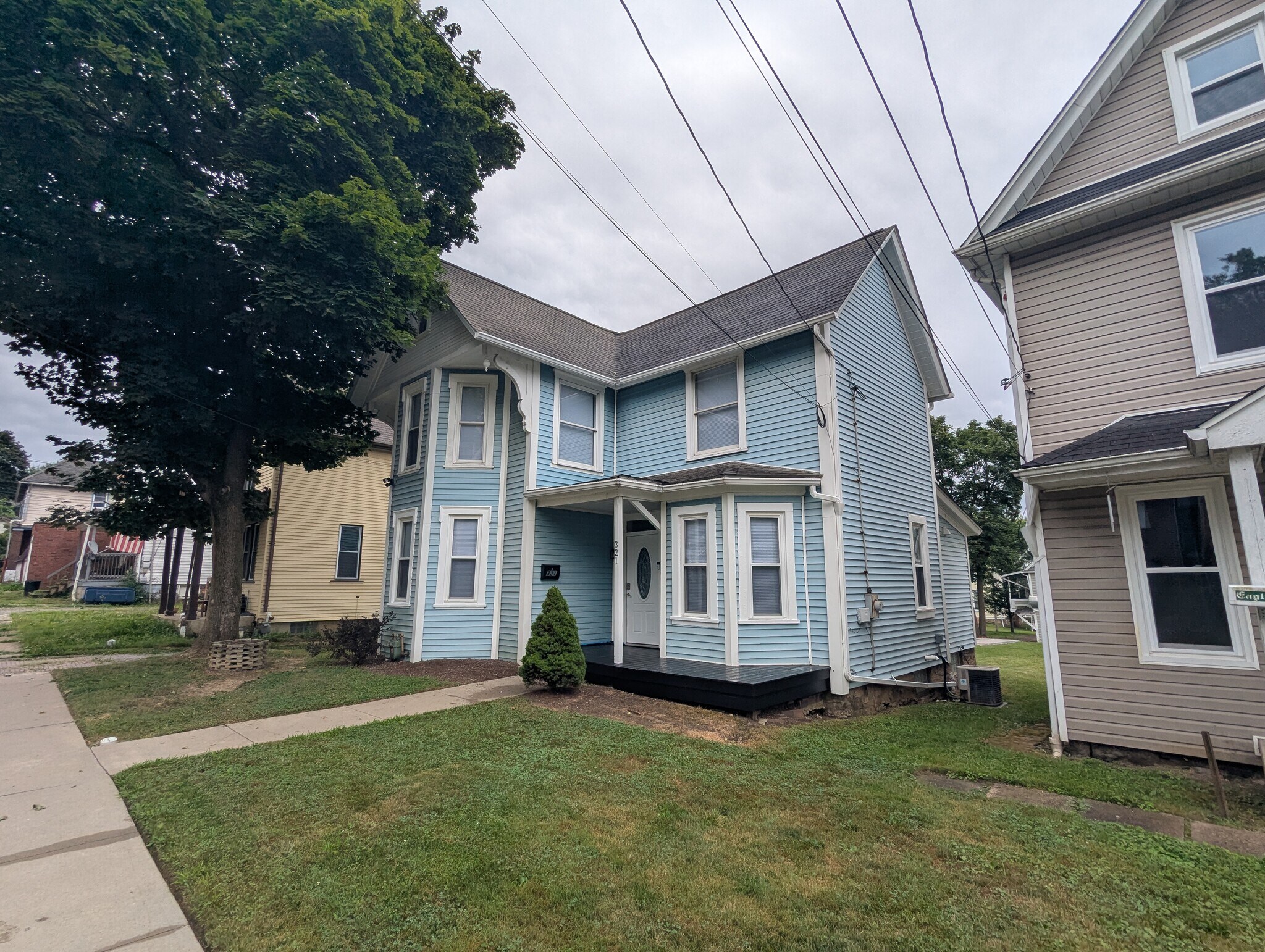 Front of House - 321 Howard St
