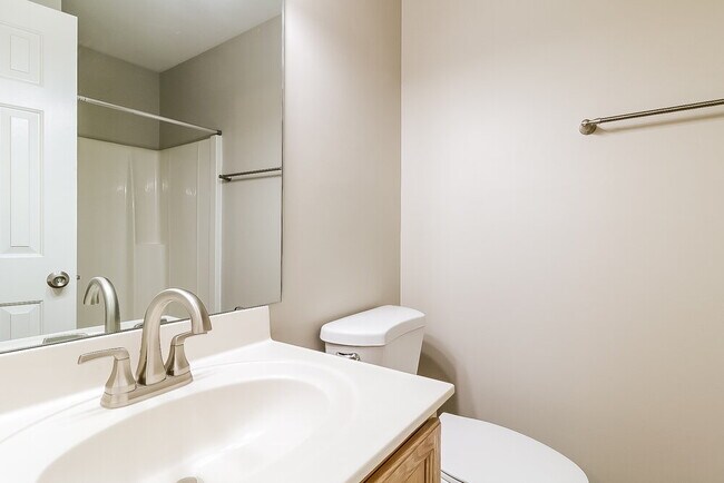 Building Photo - 20 Red Ln