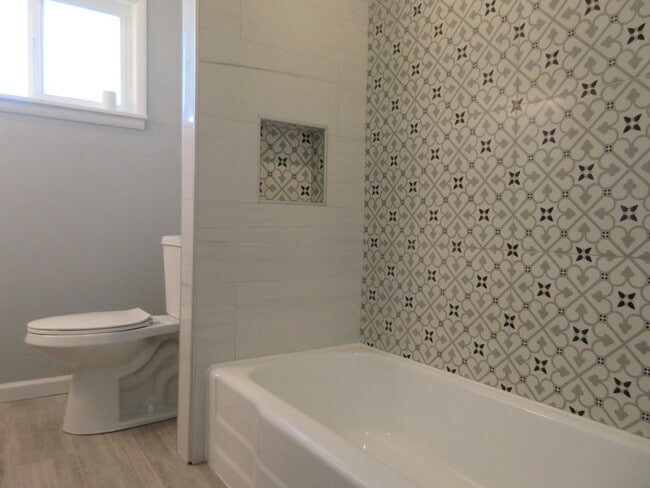 Building Photo - 3302 Zircon Dr