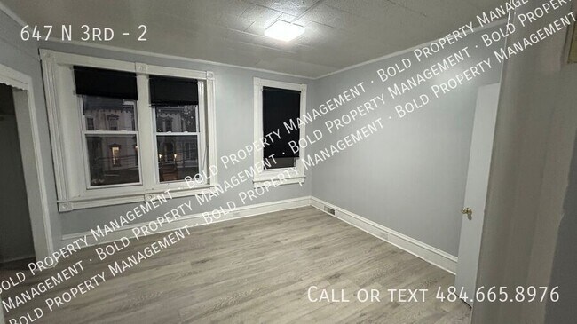 Building Photo - 647 N 3rd-2