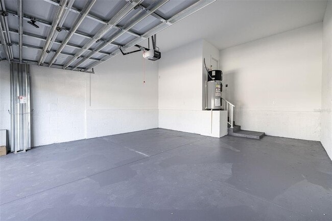 Building Photo - 7706 S Shamrock Rd