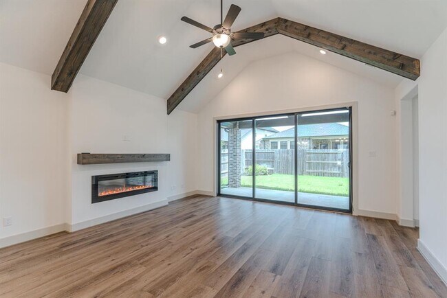 Building Photo - 9322 Galloway Wds Trl