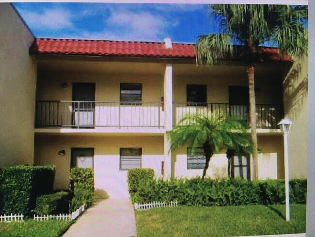 Primary Photo - 2050 Oleander Blvd