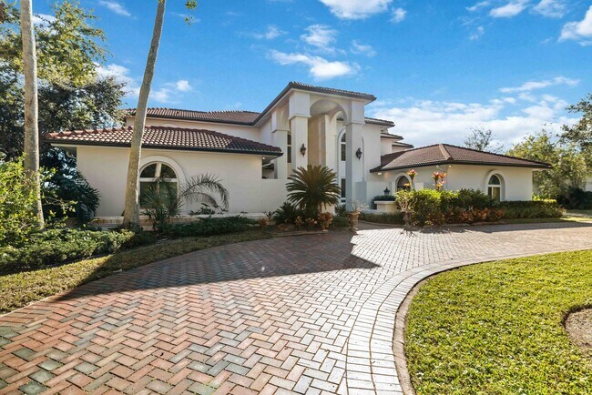 Building Photo - Luxury Golf Course Rental with private movie theater and ideal for entertaining large groups