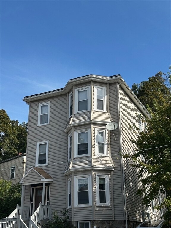 Building Photo - 127 Marcella St