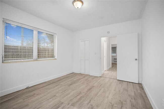 Building Photo - 710 82nd St