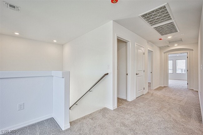 Building Photo - 7428 Legacy Pt St