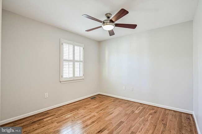 Building Photo - 9929 Hemlock Woods Ln