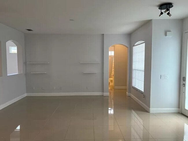 Building Photo - 5626 West 1st Square SW