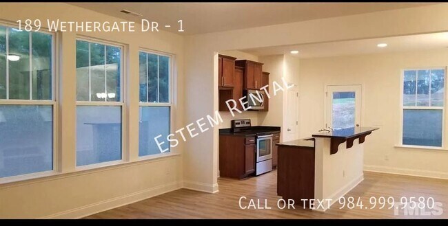 Building Photo - 189 Wethergate Dr