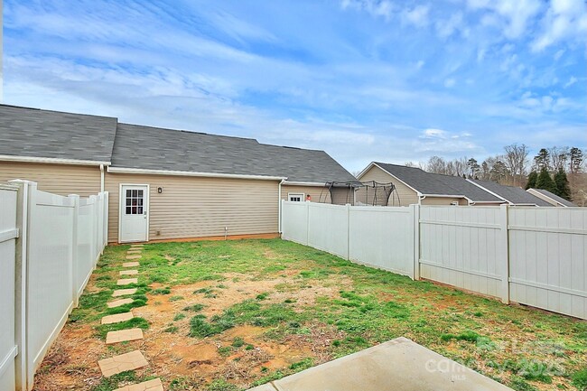 Building Photo - 6826 Colonial Garden Dr