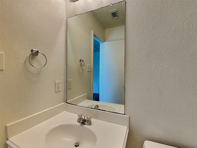 Building Photo - 9510 Juniper Pl Ct