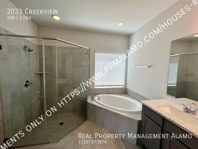 Building Photo - 2033 Creekview-