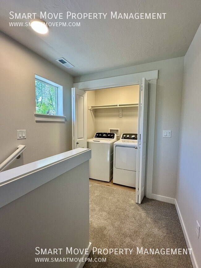 Building Photo - 7228 W Rygate Dr