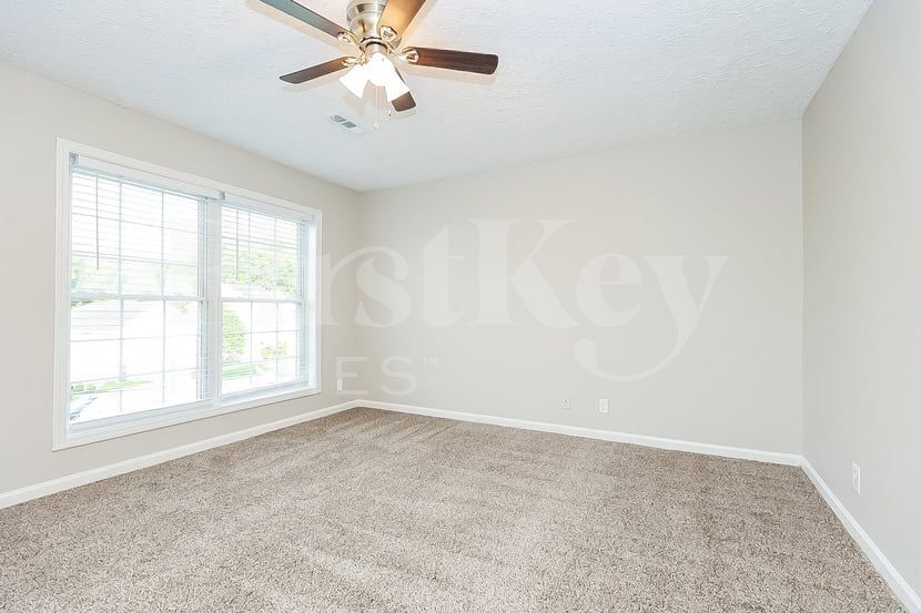 Building Photo - 1629 Comanche Run