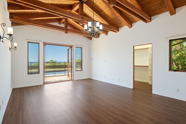 Building Photo - Montecito Property with a View and a Pool ...